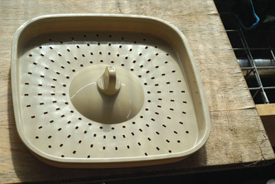 A VermiTek drain pan.