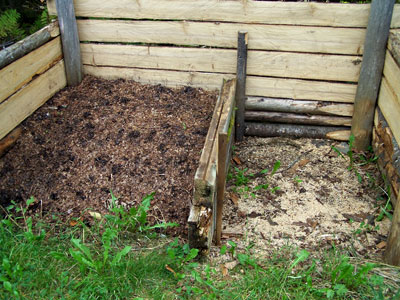 Humanure composting outdoors