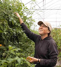 Meet Beth Schiller of Dandelion Spring Farm in Bowdoinham